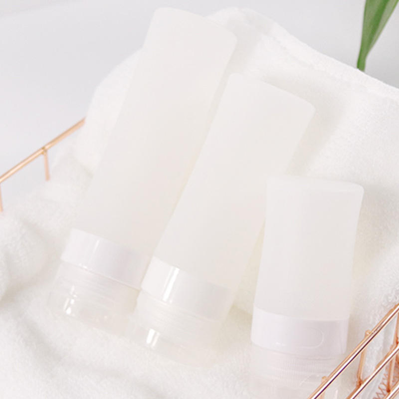 ขวดรีฟิลซิลิโคนสีขาว