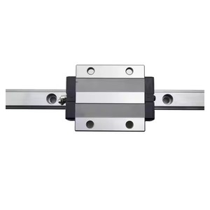 El juego de guía lineal de rodillos de precisión para el sistema de formación automática de rodamientos CNC está hecho de acero de alta precisión de 3000mm