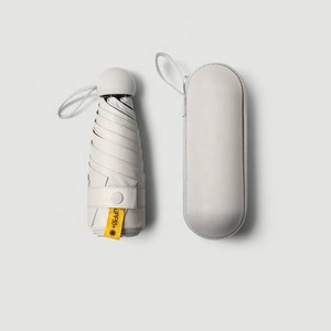 Super Mini <span class=keywords><strong>Umbrella</strong></span> UV Cinco Dobrado <span class=keywords><strong>Umbrella</strong></span> Pocket <span class=keywords><strong>Umbrella</strong></span> Lady Windproof <span class=keywords><strong>Folding</strong></span> com Hard <span class=keywords><strong>Case</strong></span> para o Presente Impressão Do Logotipo Personalizado