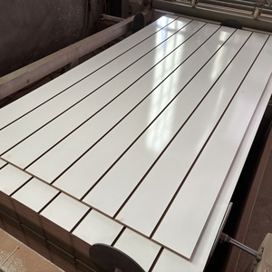 <span class=keywords><strong>CNC</strong></span> <span class=keywords><strong>Router</strong></span> Fluted Slotted Melamina MDF para Table Bed Design & Workshop para Exterior Sala de estar Revestimento Em Pó Produção Planta