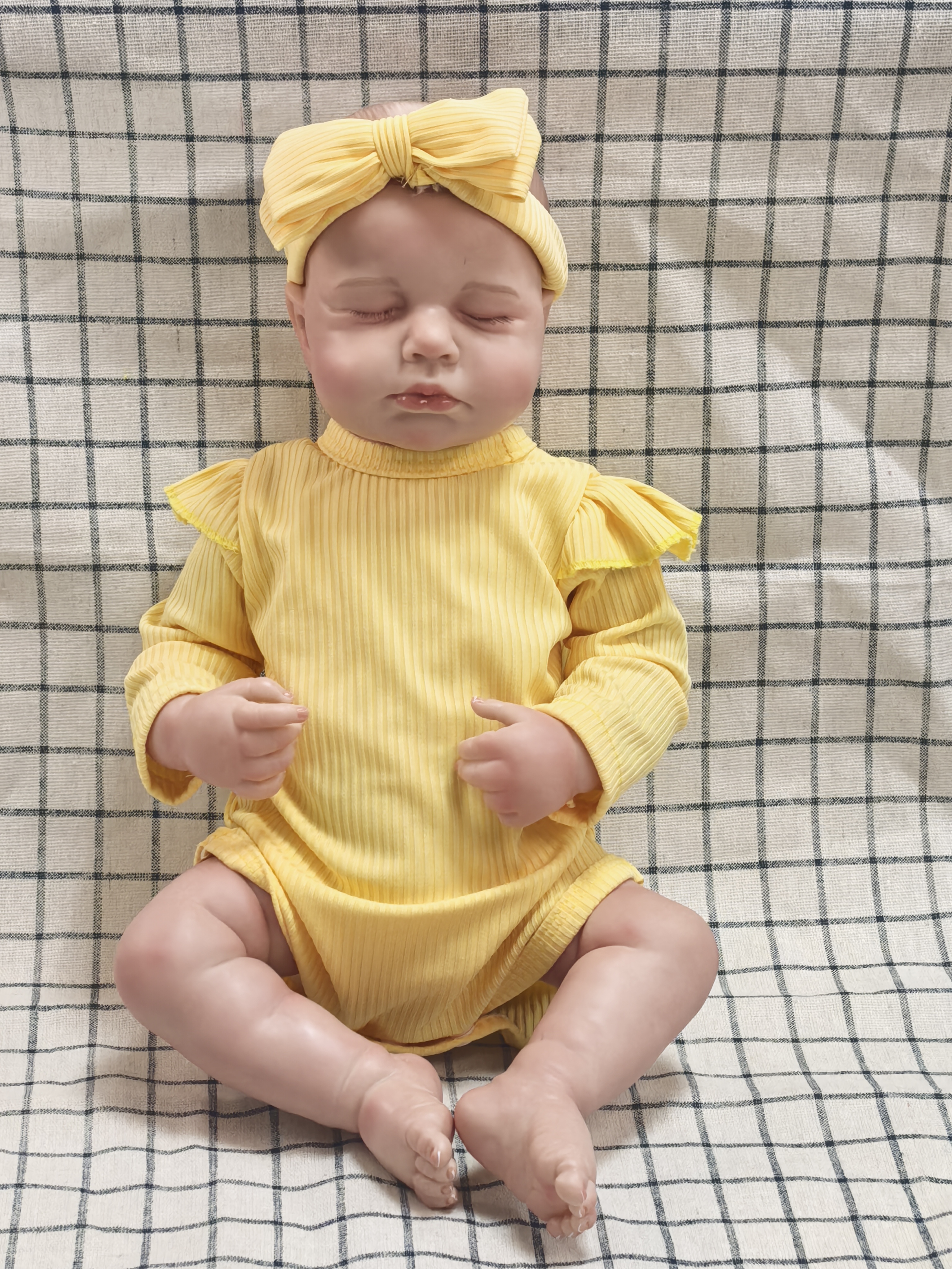 Cuerpo de algodón amarillo