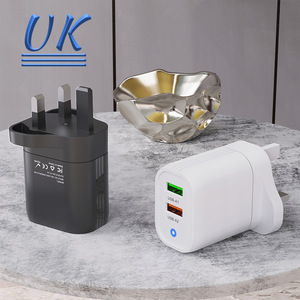 新产品<span class=keywords><strong>5V2.1A</strong></span> 2USB手机充电器多<span class=keywords><strong>USB</strong></span>端口适配器