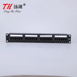 用于UTP跳线网络配线架的带背杆的24端口Cat6 Cat5配线架