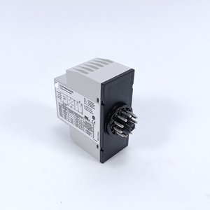 Nuovo e originale nuovo e originale CLP4MA2A230 sensore Stock in magazzino PLC Controller di programmazione - Product Image 1