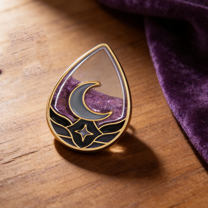 lapel pin
