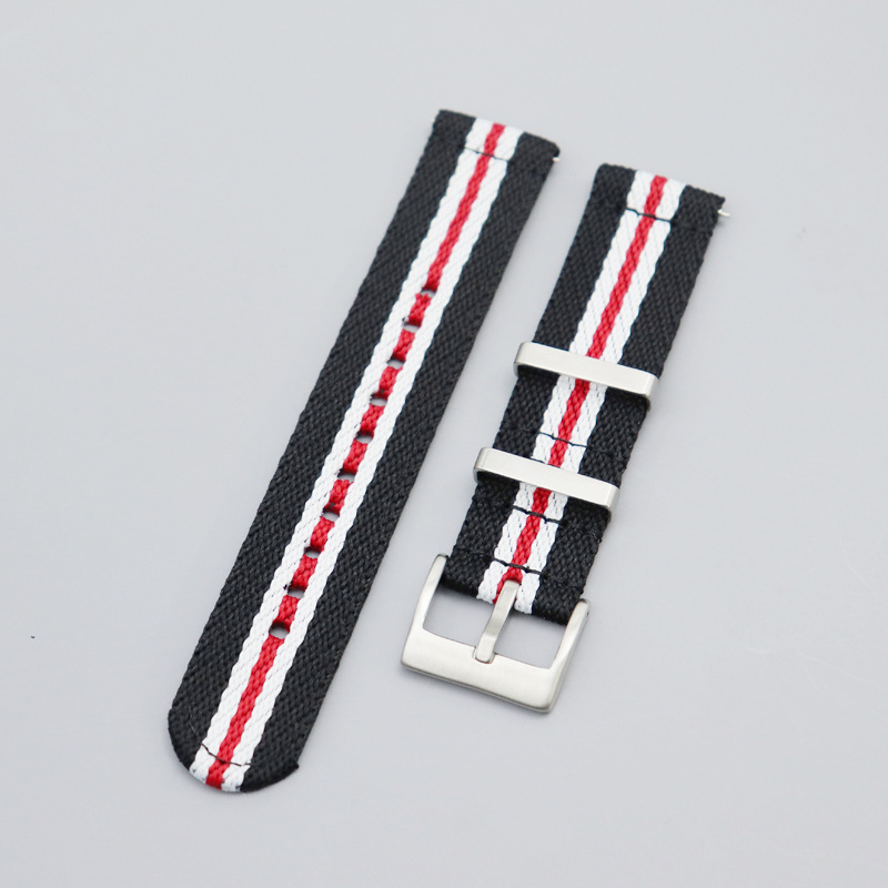 boucle noir blanc rouge-argent