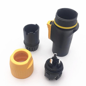 Conector de alimentación industrial ignífugo Entrada de salida 20a Impermeable IP68 Conector Powercon Led Enchufe de alimentación de pantalla grande - Product Image 1