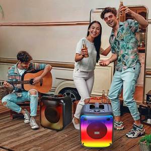 Tragbarer 8-Zoll-Karaoke-Party-Lautsprecher 40-W-Multifunktions-Außengerät mit RGB-LED-Beleuchtung und AUX-Kommunikation