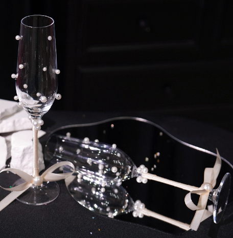 French-style goblet finished product with inlaid