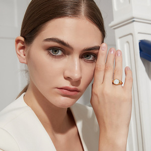 <strong>Stainless</strong> Steel Jewelry <strong>Slewing</strong> <strong>Ring</strong> Bearing for Women Light Luxury Ladies <strong>Ring</strong> Exquisite