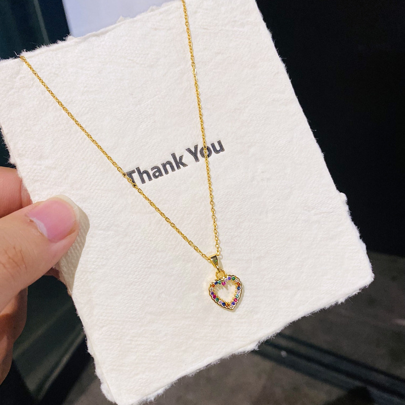 D16 gold-colored colorful zircon heart