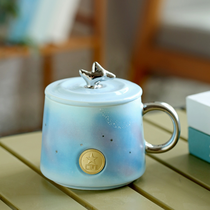 Couvercle de tasse en cuivre queue de poisson