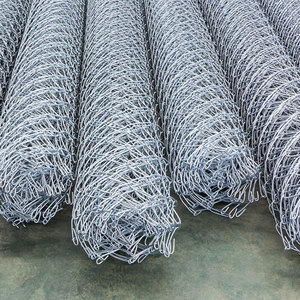 PVC/Galvanized Metal <strong>Mesh</strong> Wire <strong>Net</strong> Chain Link <strong>Fence</strong> for Enclosure Farm - Product Image 2