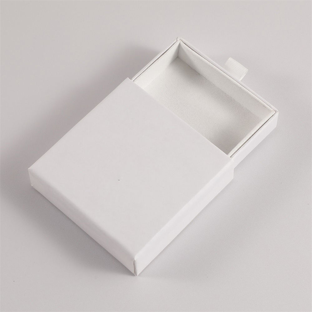 White box + white lining