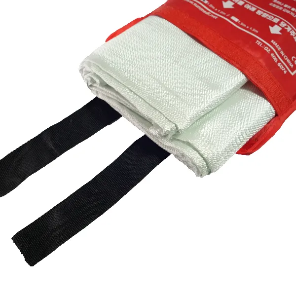 2 Pack Fire Blanket Fiberglass for Home  Kitchen  Office  Warehouse  47''x47'' Fire Retardant Blanket with Gloves