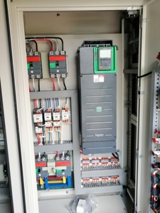 Panel de Control de bomba de agua de accionamiento de frecuencia Variable personalizado de fábrica, Panel de Control eléctrico Plc, caja de gabinete, bomba, Panel de Control VFD - Product Image 2