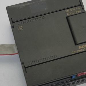 Marca Original nuevo EM 231 CN 6ES7 231-0HC22-0XA8 S7-200 AI4x12Bit 24VDC módulo de entrada analógica PLC - Product Image 1