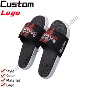 Benutzer definierte Hausschuhe Logo Mode Marke Design Lässige Folien OEM/ODM Design Logo Weiche Sohlen Sandalen Benutzer definierte Folien Mit Logo - Product Image 1