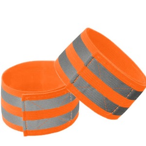 Atacado Oi Vis <span class=keywords><strong>Reflective</strong></span> <span class=keywords><strong>Safety</strong></span> Elastic Polyester PVC Armband Wristband High Visibility Band para Corredores e Caminhantes