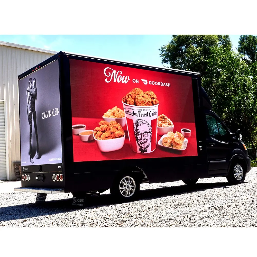 6500 Nits Led Moving Video Display Truck Big Tv P4.8 P6 Outdoor Mobile TruckAdvertising Wall Display schermi prezzo di fabbrica