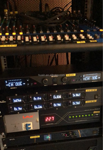 Chuyên NGHIỆP 4 kênh UHF không dây <span class=keywords><strong>Microphone</strong></span> Hệ thống 4 cái cầm tay mics bốn độc lập XLR Kết quả đầu ra - Product Image 4