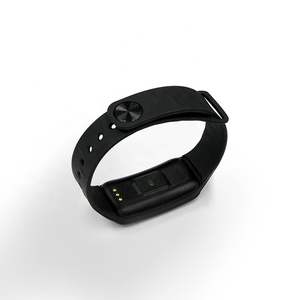 Ble Ibeacon Silicon Wristband Kid/elder Wearable Personal Locator bluetooth 5.0 Beacon Bracelet with SOS Button