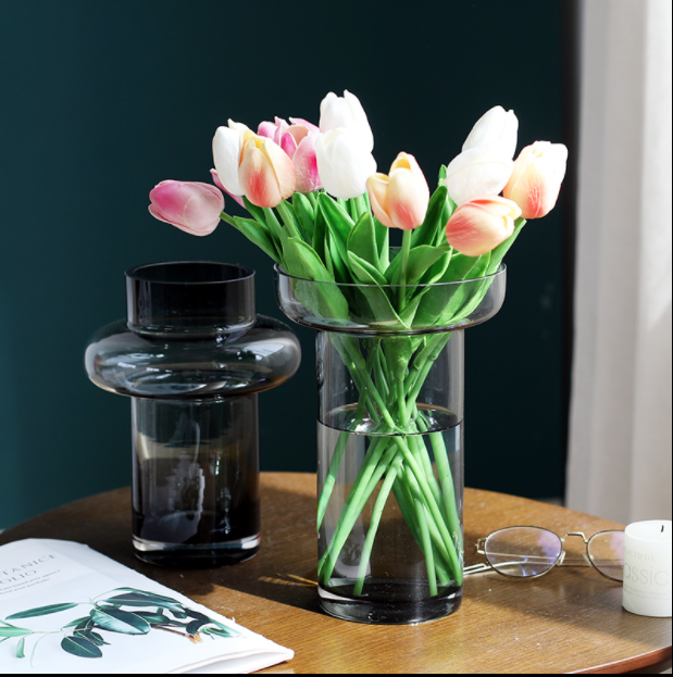 Hot Sale Ins Popular Large Glass Vase  Flower Shaped Transparent Hand Blown  Glass Vase Home Decoration