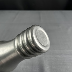 双壁不锈钢火炬饮料杯野营和户外探险独特的设计舒适时尚