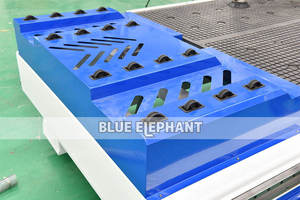 Cabinet Doors Making Machine 1300*2500mm 4 Axis Router Cnc 1325 with Automatic <strong>Loading</strong> <strong>and</strong> <strong>Unloading</strong> <strong>Platform</strong>