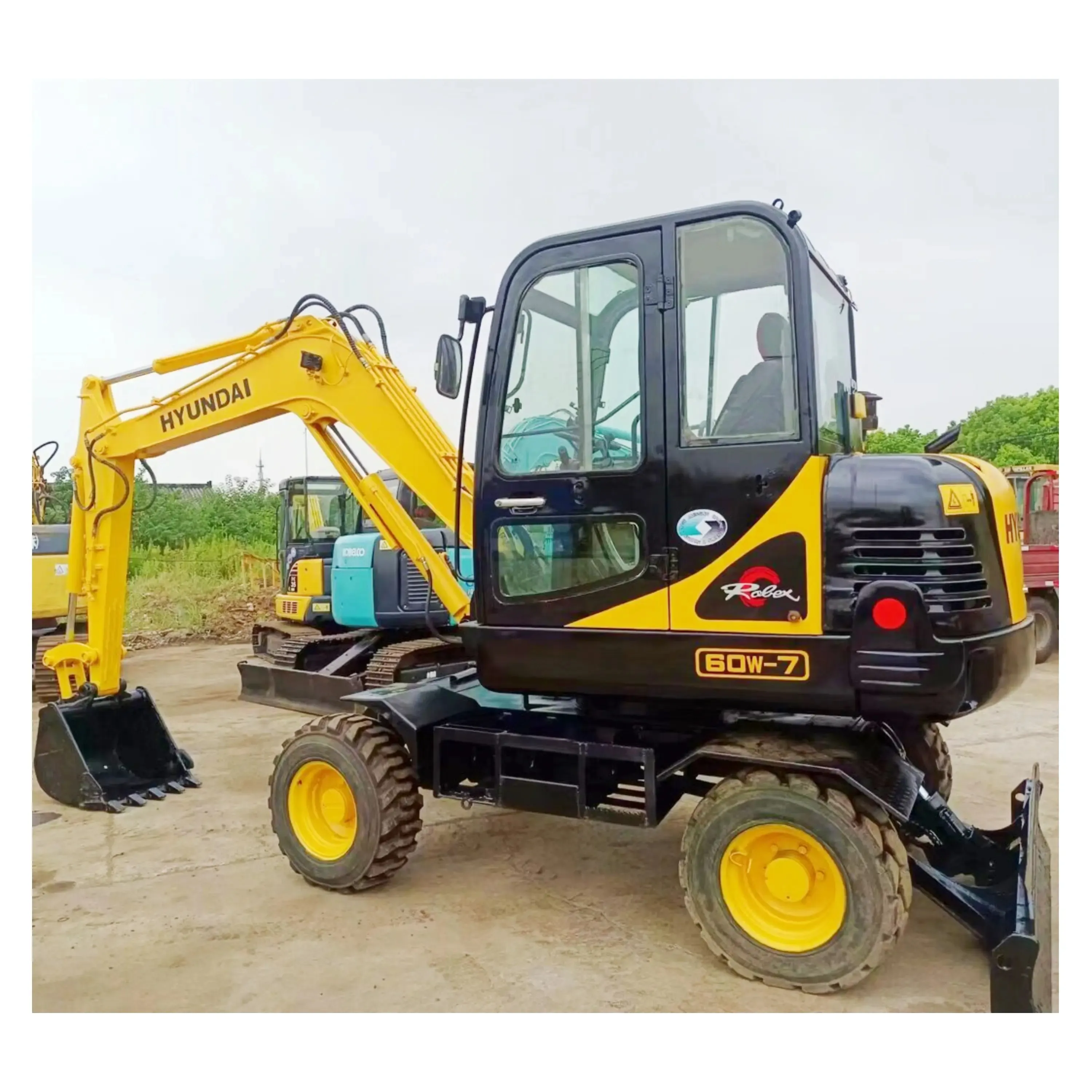 Hot selling Used Hyundai 60w-7 excavator with good working condition in shanghai for sale