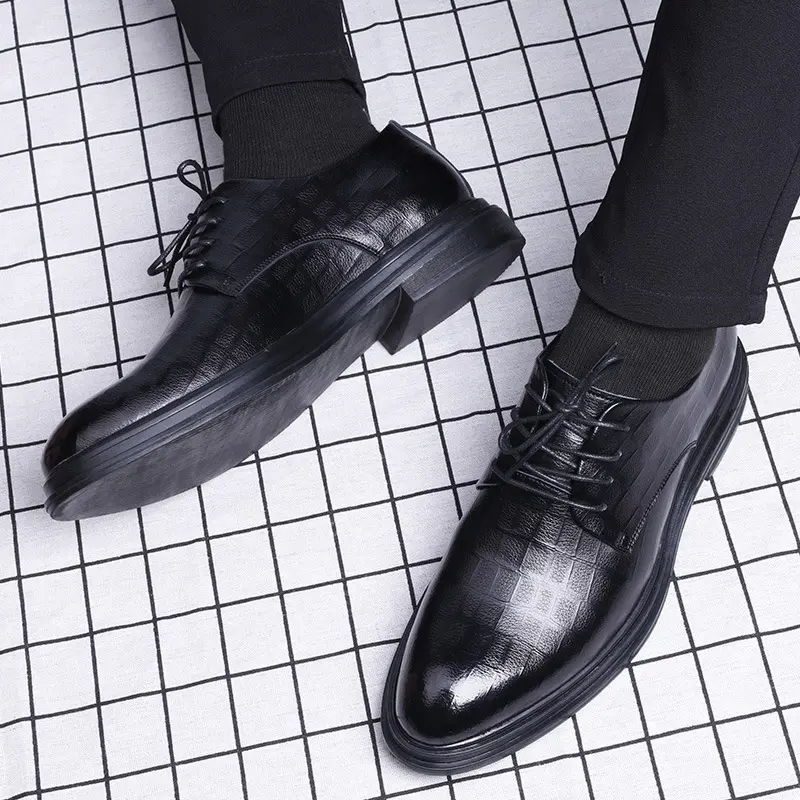 2023 новая классическая черная кожаная деловая заостренная мужская формальная обувь костюм кожаные туфли в британском стиле