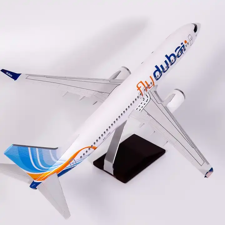 Modelo de avión promocional Boeing 737-800 Fly Dubai tamaño 47cm aviación Artificial personalizable escala aviones regalos de empresa
