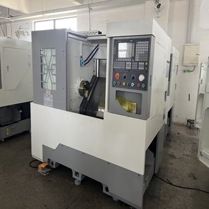 Especificaciones de alta precisión completamente automáticas Torno CNC Máquina de torno - Product Image 1