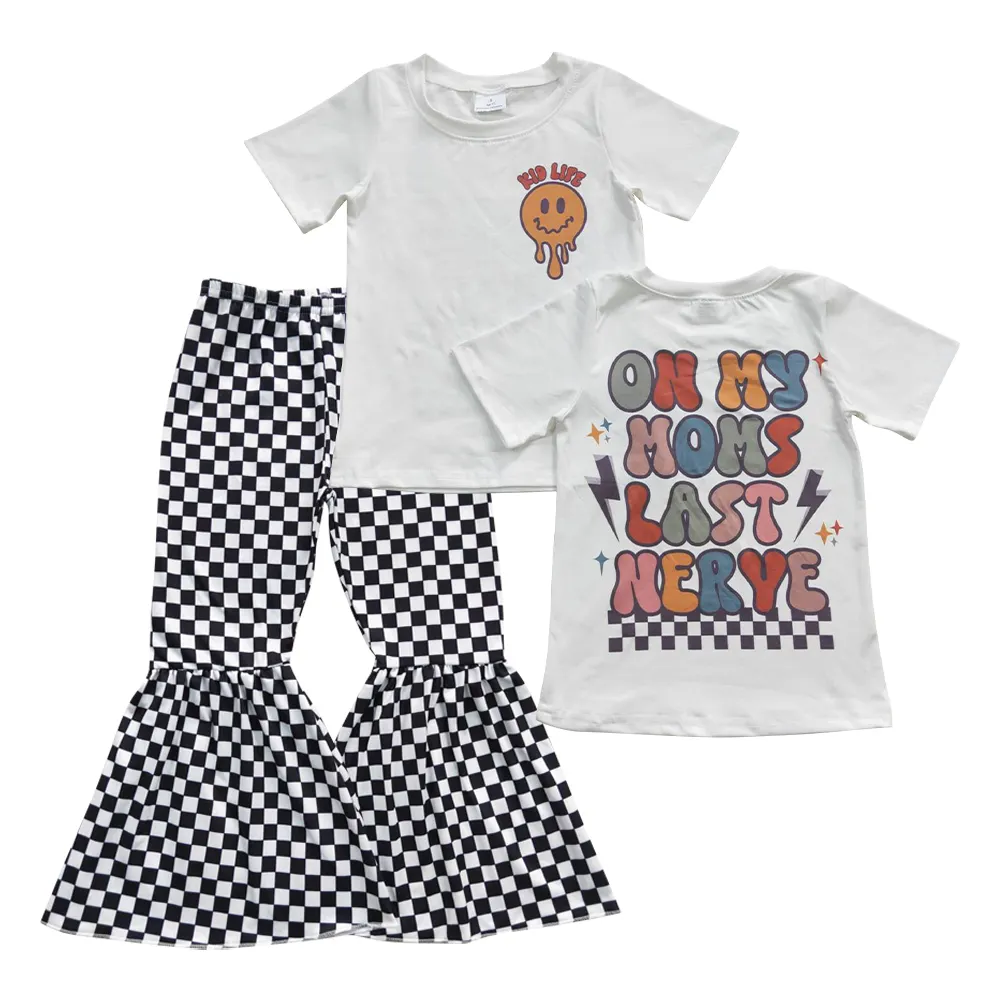 Set di vestiti per neonata autunnale Smiley Alphabet Top pantaloni svasati a quadri in bianco e nero Costume da Cowgirl carino alla moda