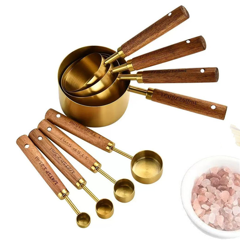 Ensemble de 8 cuillères doseuses dorées