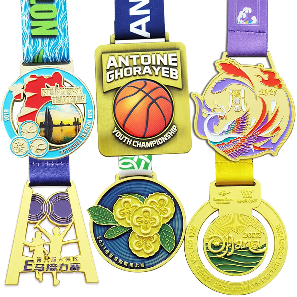 Produsen medali grosir penghargaan logam 3D emas Ultra triathlon maraton olahraga berlari trofi dan medali medali kustom