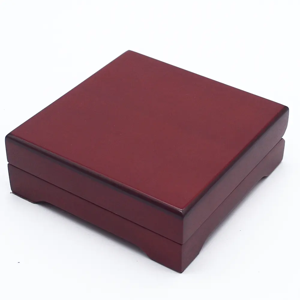 संग्रह भंडारण के लिए लाल एमडीएफ लकड़ी पैकेजिंग बॉक्स, विभिन्न फाइबरग्लास और धातु बैज