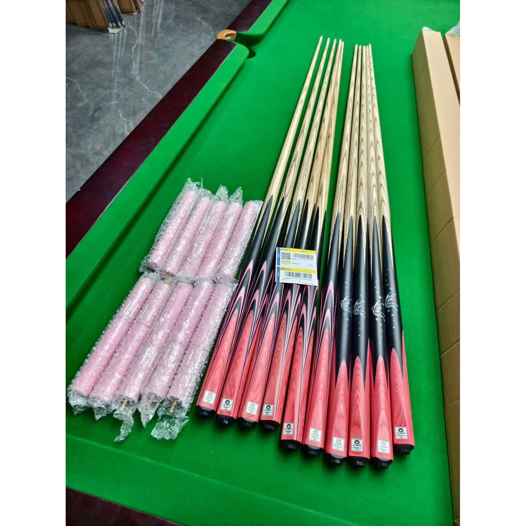 Nuages violets mystérieux (avec étui pour poteau)