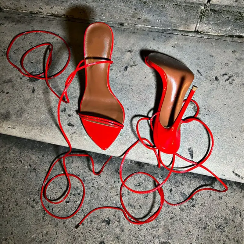 Nouveau style bout pointu stiletto combinaison cheville sangle à talons hauts sandales romaines femmes chaussures