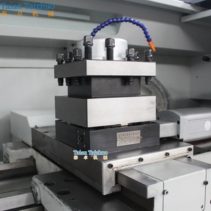 Máquina de torno <span class=keywords><strong>cnc</strong></span> de 2 eixos ck6150