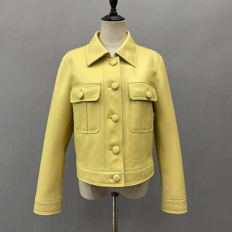 Jaune clair