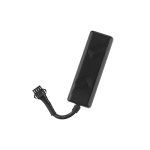 TK205 สนับสนุน 2G ซิมการ์ด GPS Locator นําทาง GSM ใช้ App ควบคุม SMS GPRS โหมดระบบสัญญาณกันขโมยรถ GPS Tracker