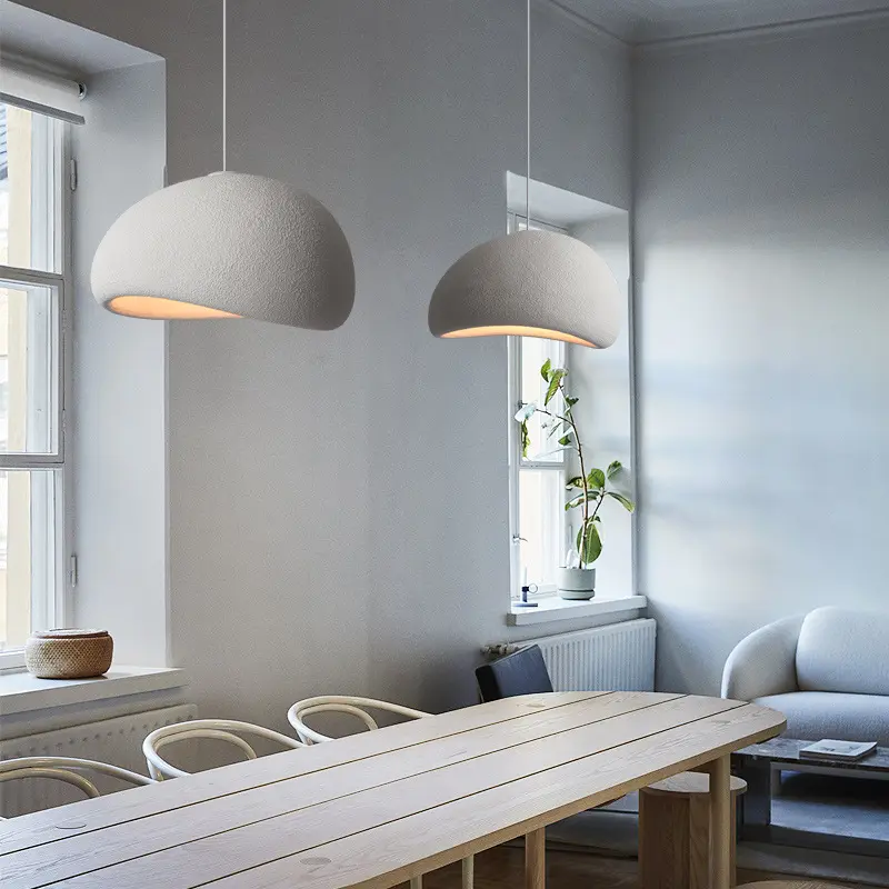 Plafonnier LED suspendu au design moderne, luminaire décoratif d'intérieur, idéal pour une salle à manger