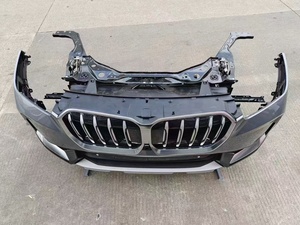X1U11U12オリジナルバンパーBMWX1グリルラジエーターファンバンパーボディキットX1U11U12フロントバンパーアセンブリ用