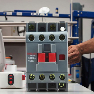 Delixi-Contactor de CA para sistemas de 380V y 110V, clasificación de circuito principal de 12A, nuevo - Product Image 1