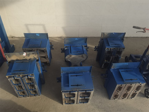 Máquina de fabricación de bloques de hormigón, máquina de bloques de pavimentación y ladrillos huecos con PLC y motor para procesamiento de moldes de arena - Product Image 5