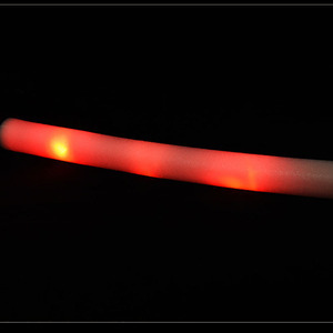 Barra de luz de espuma LED multicolor promocional, barra de espuma intermitente de piruleta con impresión de logotipo personalizado para eventos