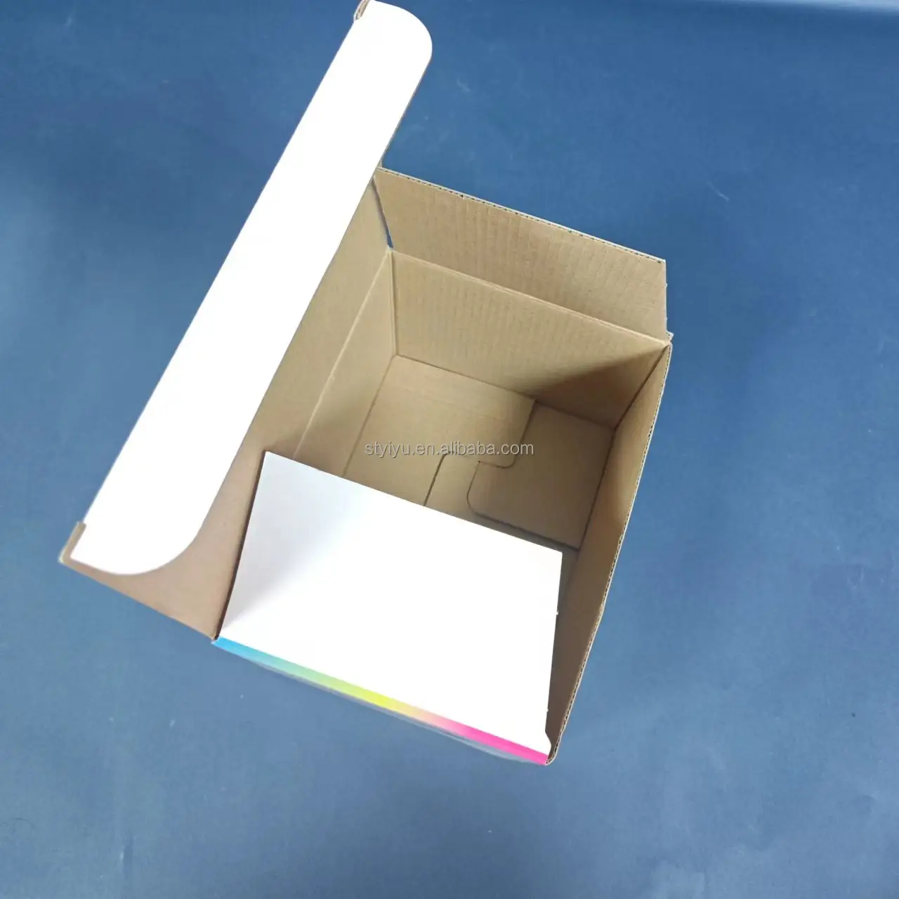 Boîtes d'emballage pliantes Papier ondulé Marque Imprimé Jaune Dossiers de carton ondulé personnalisés