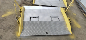 Steel <strong>Loading</strong> <strong>Dock</strong> Container Ramp With Handle/<strong>Loading</strong> <strong>Dock</strong> Equipment Heavy Duty Steel Truck <strong>Dock</strong> Board - Product Image 3