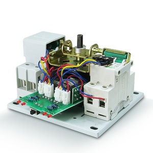 Suntree ATS 3 Fase AC Dual Power Manuale Regolatore di Commutazione Auto Interruttore Automatico di Trasferimento Generatore di 6A ~ 63A - Product Image 4